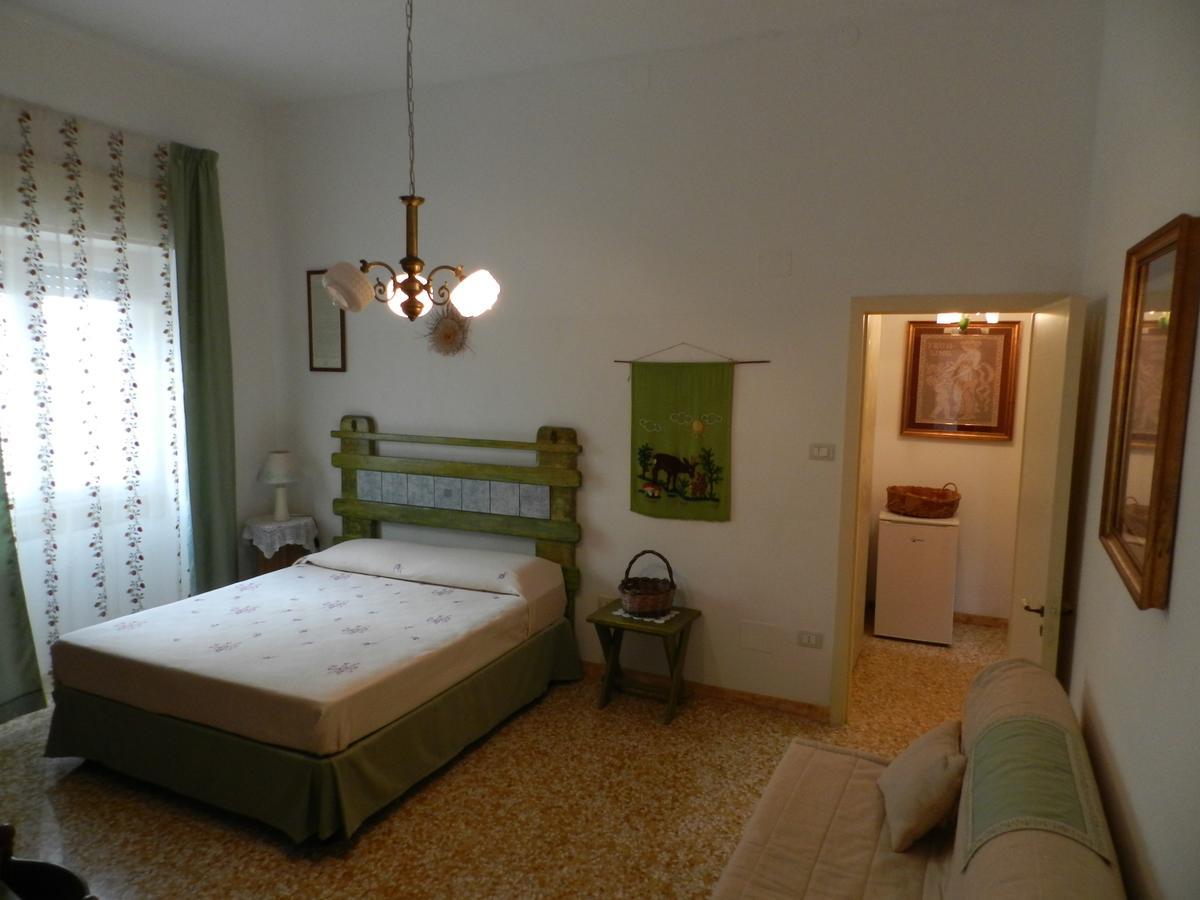 Casa Corte Con Terrazza Taviano  Zewnętrze zdjęcie